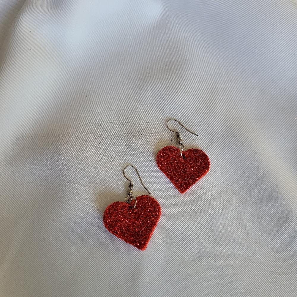 Valentine day custom heart earrings